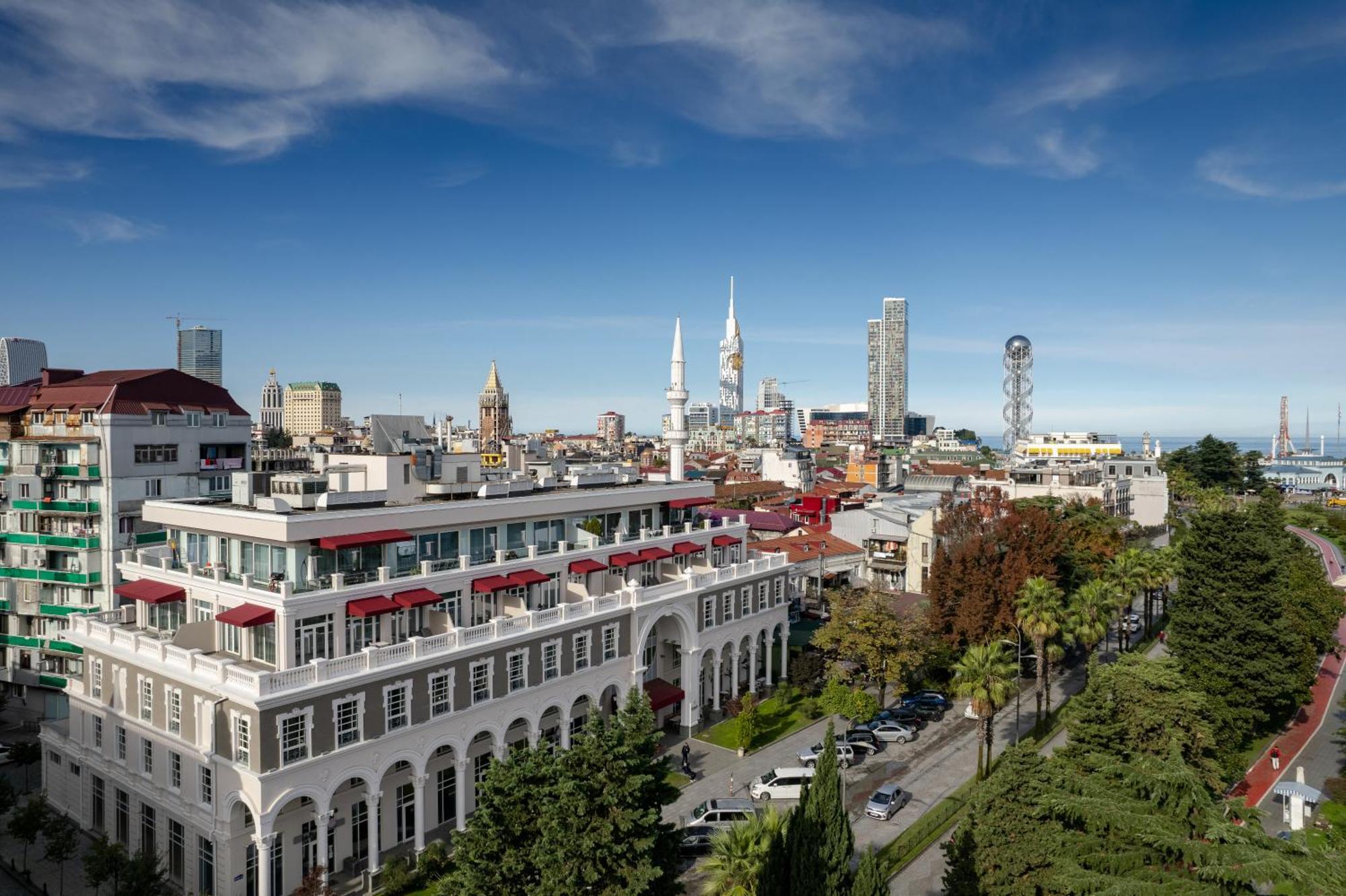 Le Port Boutique Apart Hotel Batumi Exterior photo